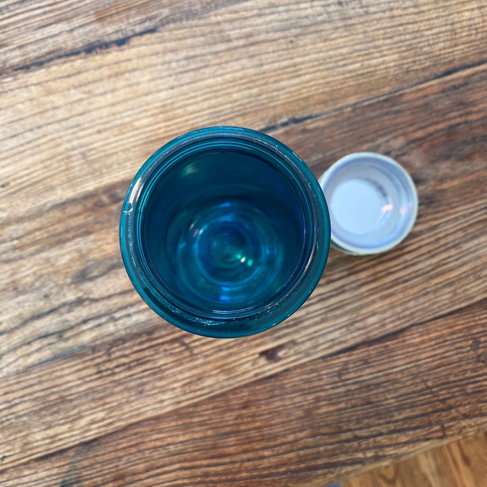 Insulated Drink Bottle / Container - Picture 3 of 5